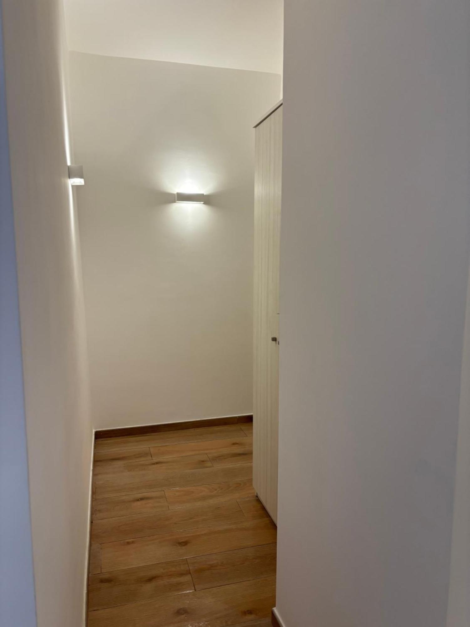 Perni Rooms Palermo Exterior photo