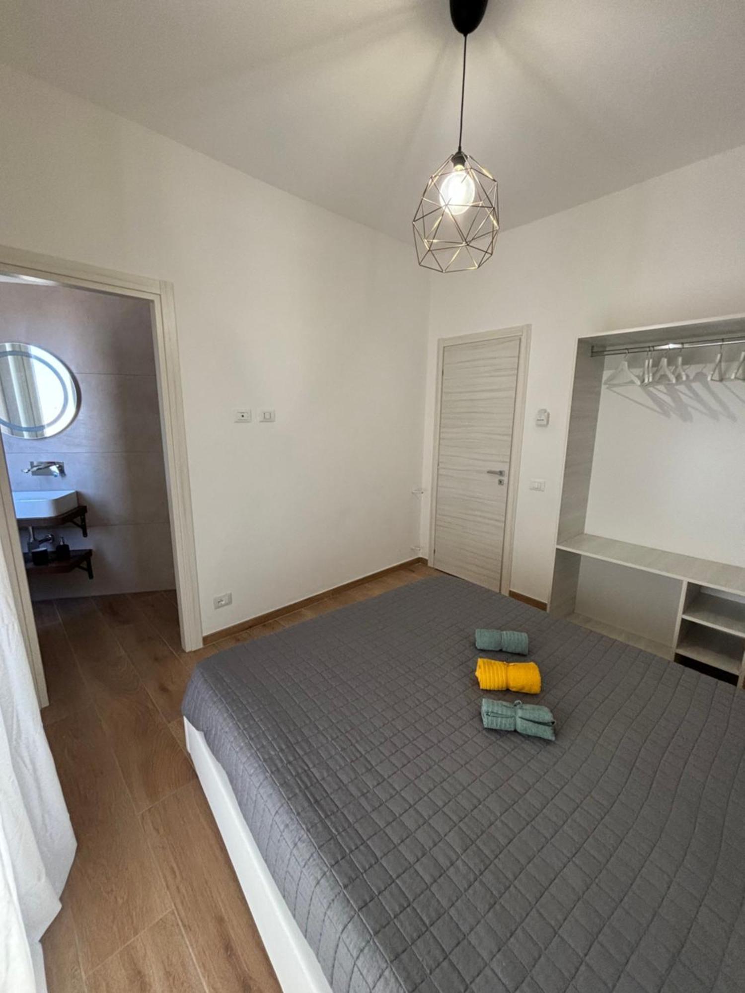 Perni Rooms Palermo Exterior photo